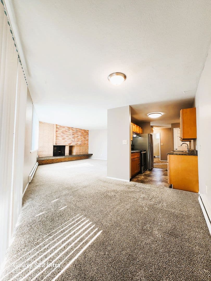 Richland Apartment: 160 Van Giesen