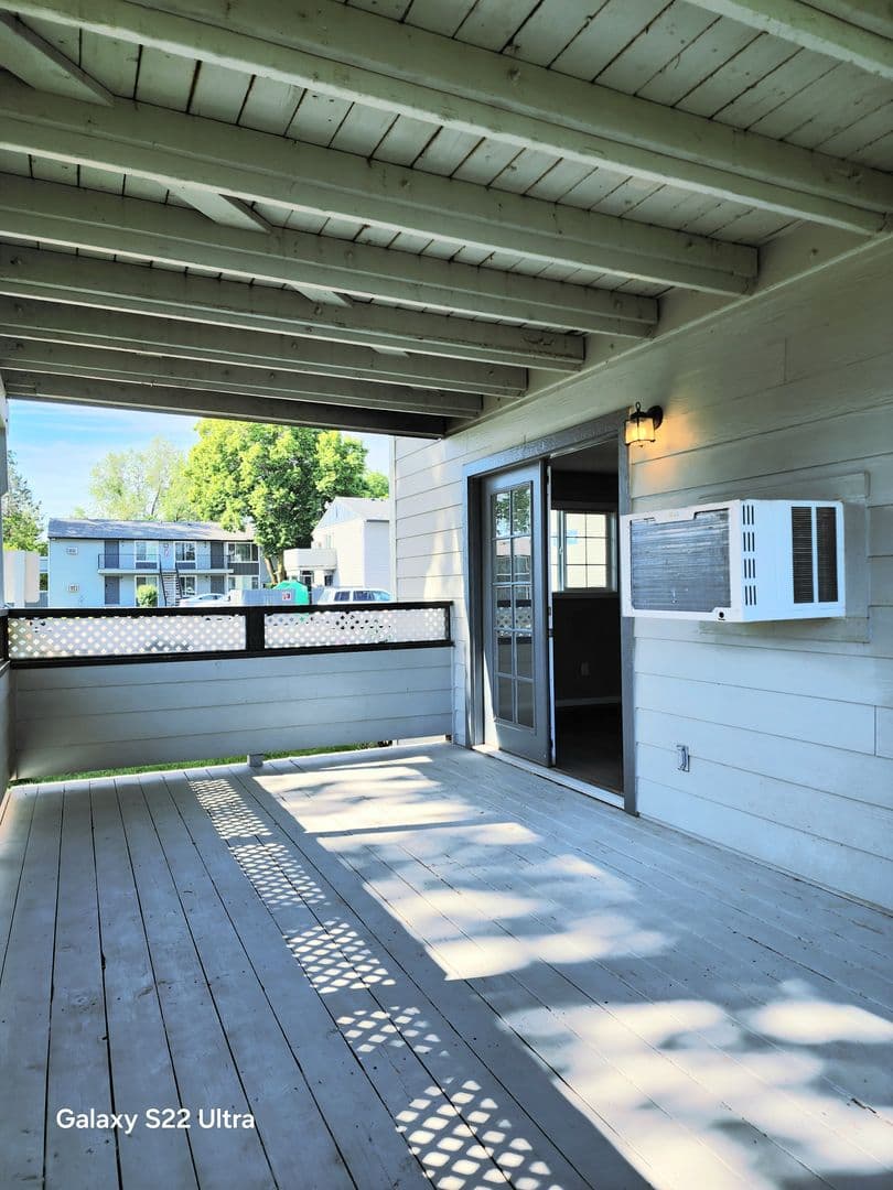 West Richland Apartment: 531 S. 38th Ave