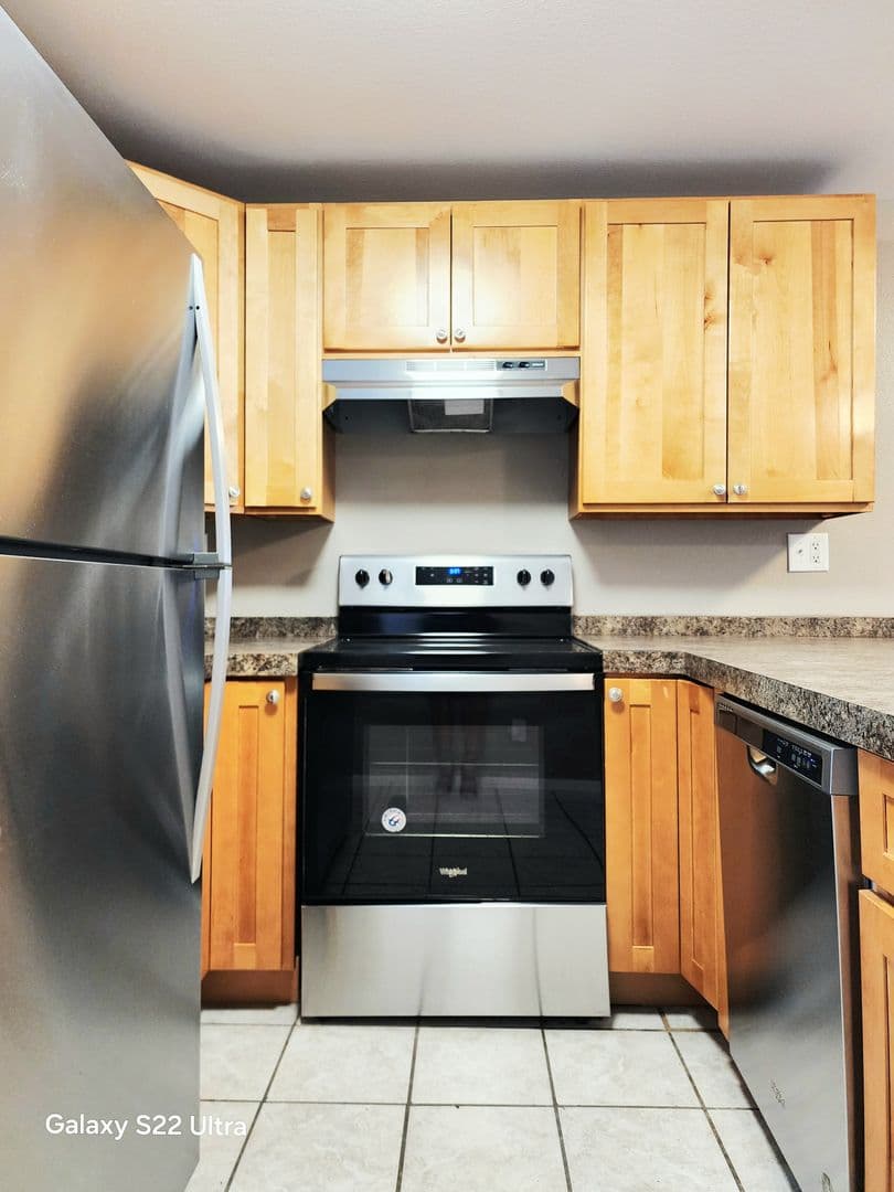West Richland Apartment: 531 S. 38th Ave