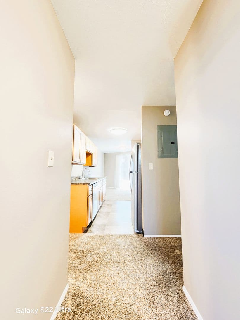 Richland Apartment: 160 Van Giesen
