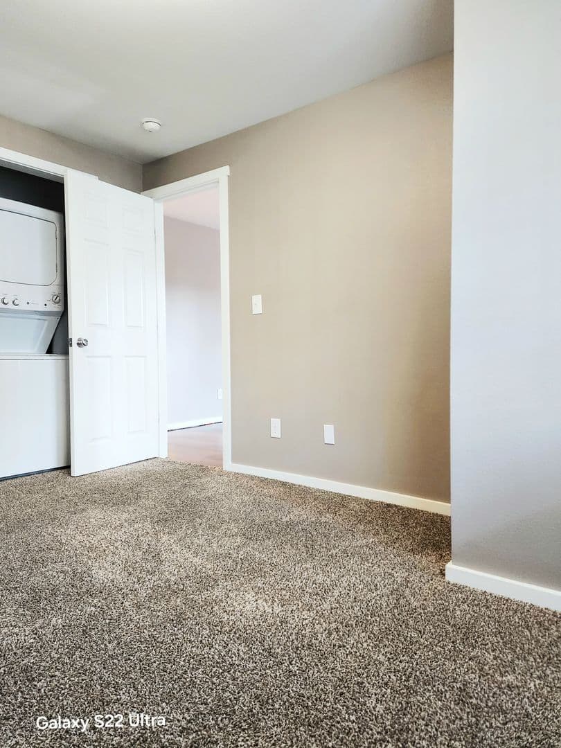 West Richland Apartment: 531 S. 38th Ave