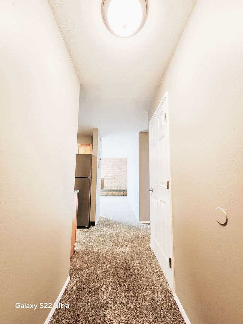Richland Apartment: 160 Van Giesen