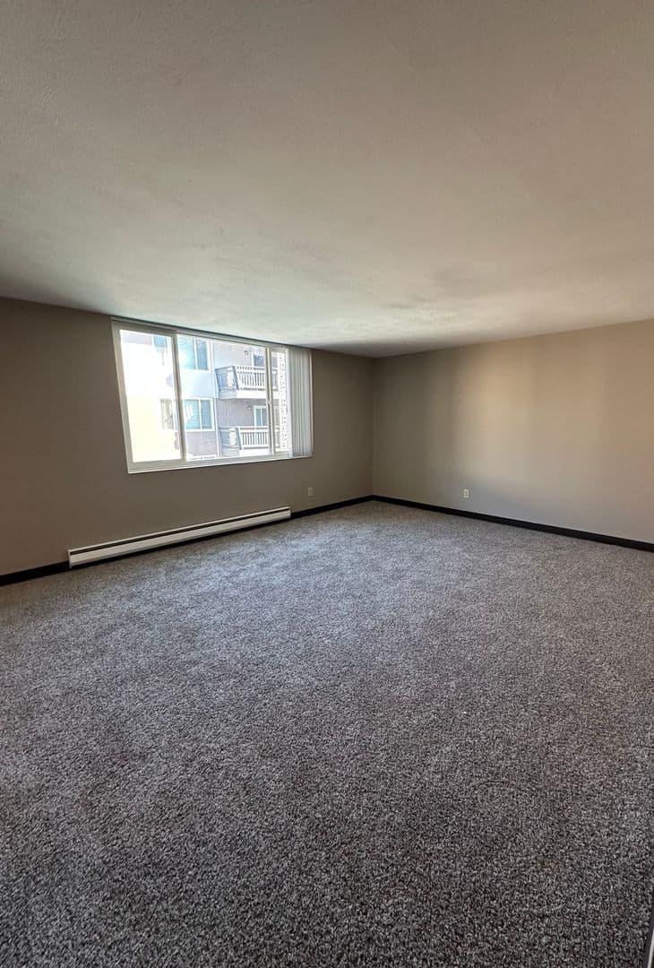 Richland Apartment: 160 Van Giesen