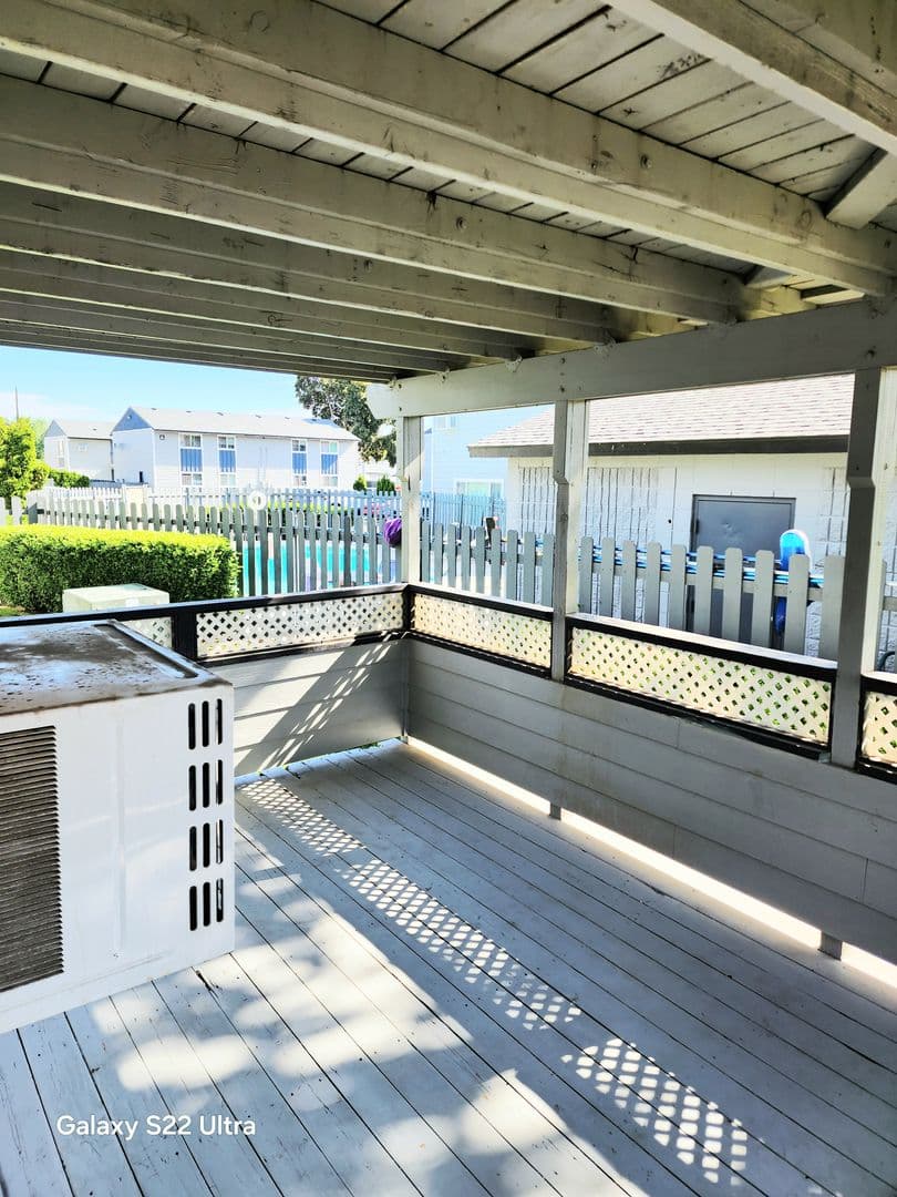 West Richland Apartment: 531 S. 38th Ave