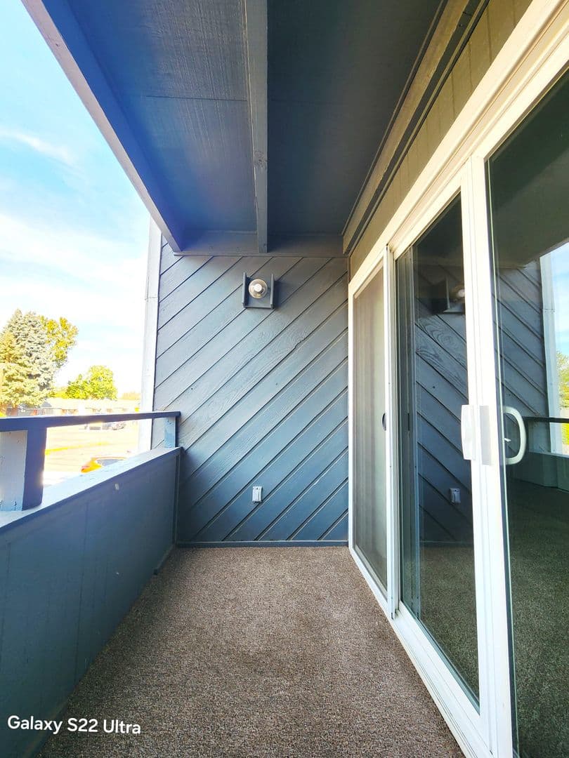 Richland Apartment: 1650 Mowry Square