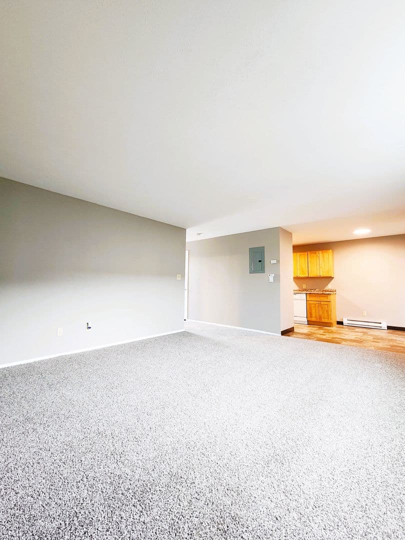 Richland Apartment: 160 Van Giesen