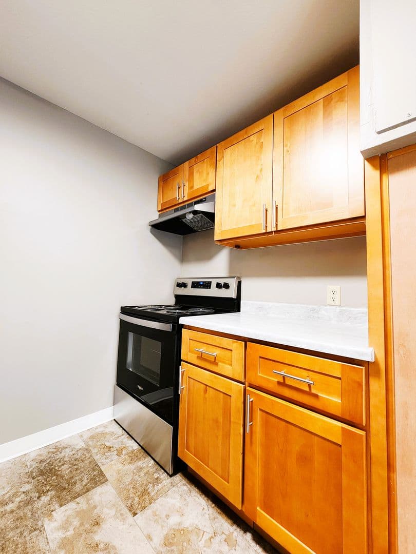Richland Apartment: 160 Van Giesen