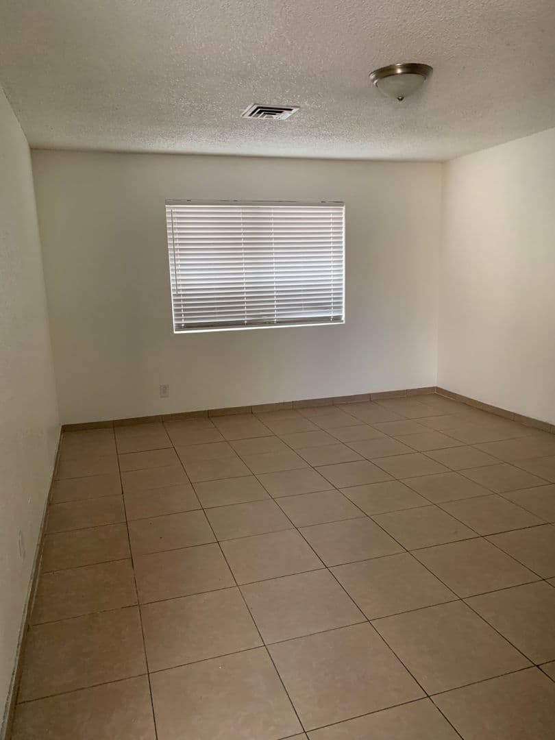 Las Vegas House: 5148 Greene Lane Unit C