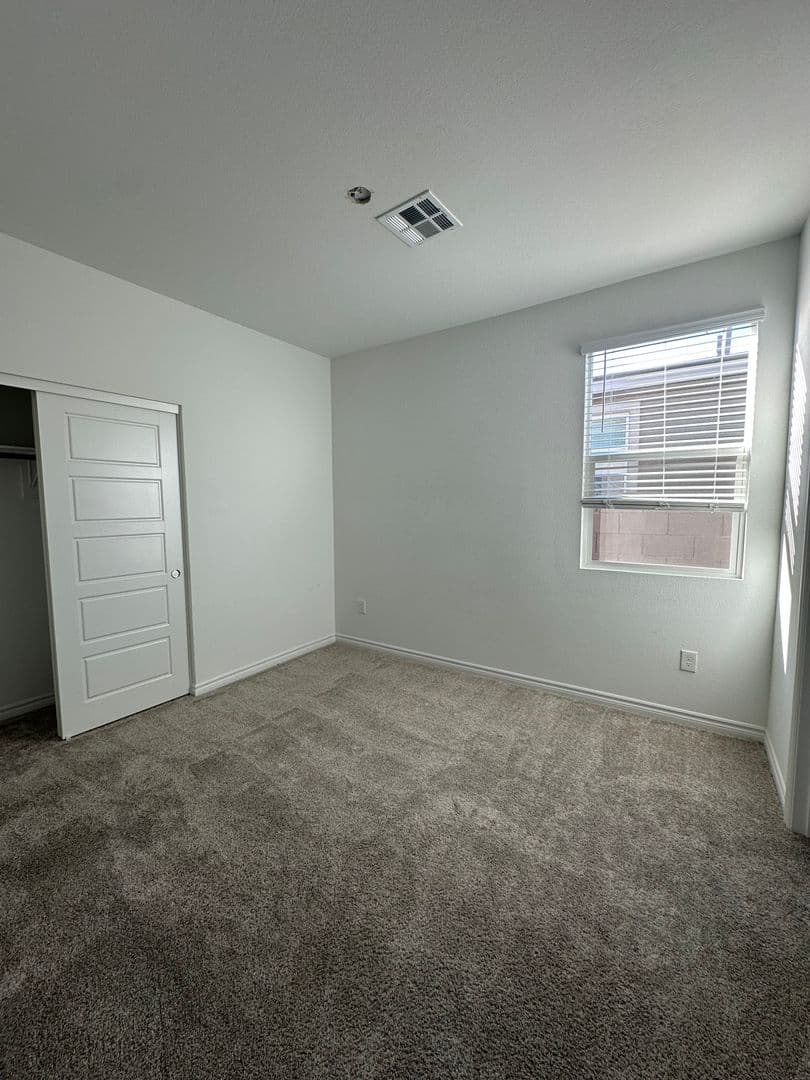 Las Vegas House: 9769 Redwood Cascade