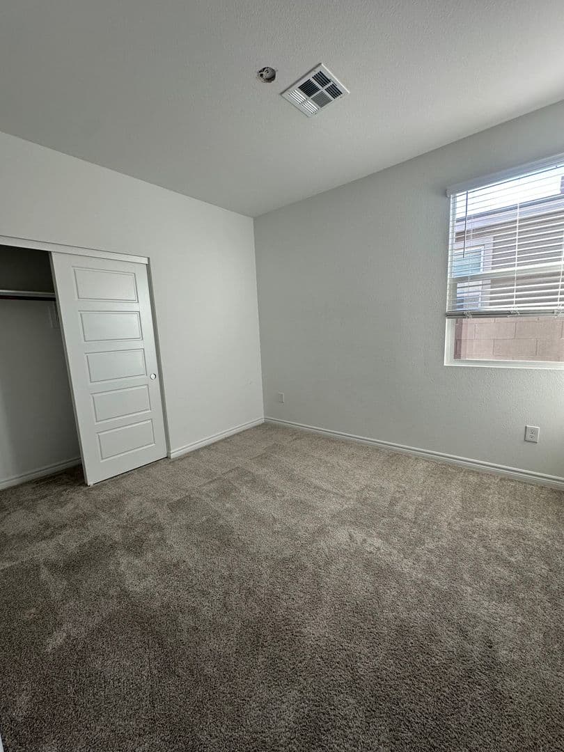 Las Vegas House: 9769 Redwood Cascade