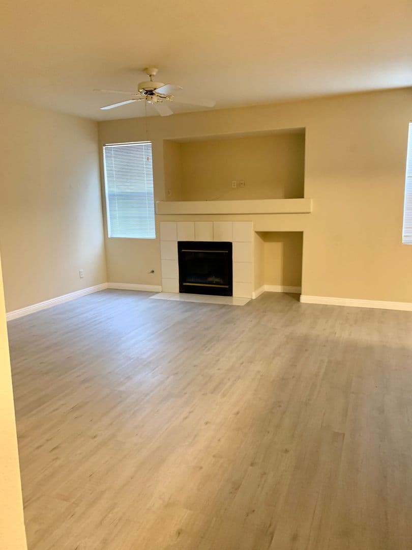 Las Vegas House: 7705 Himalayas #102