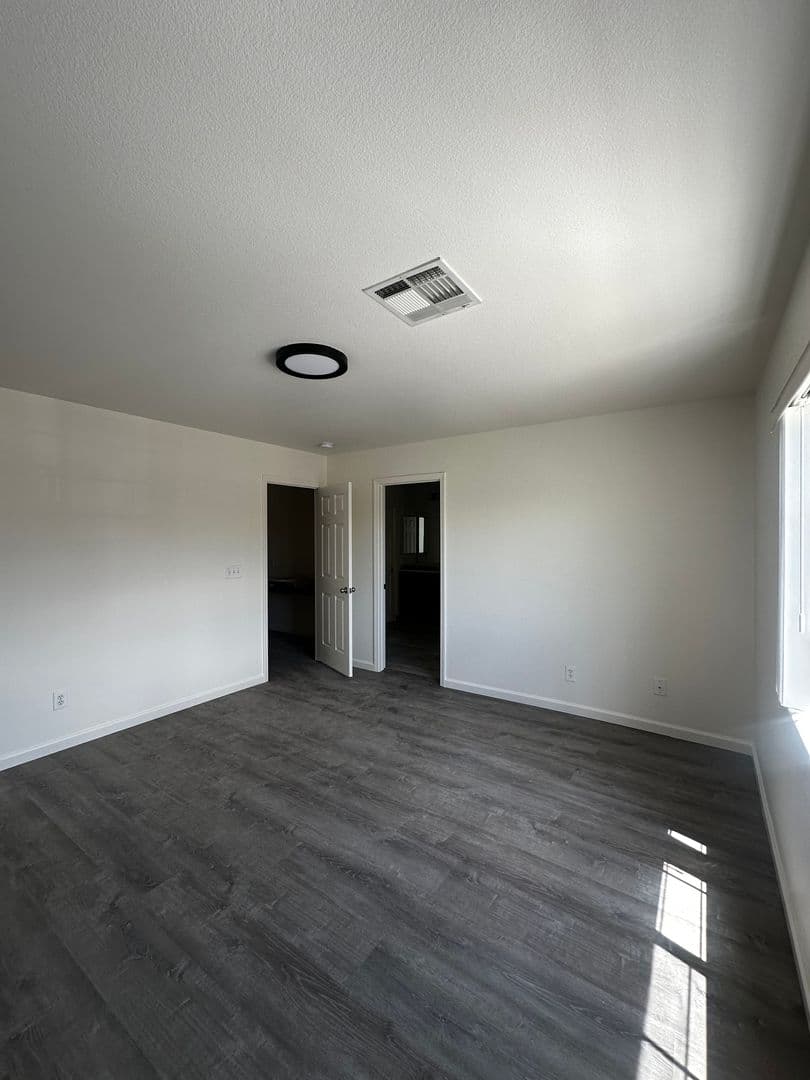 Las Vegas House: 6186 Pacific Dogwood Ave