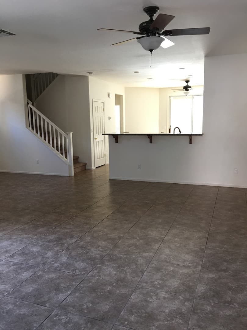 Las Vegas House: 9029 College Green