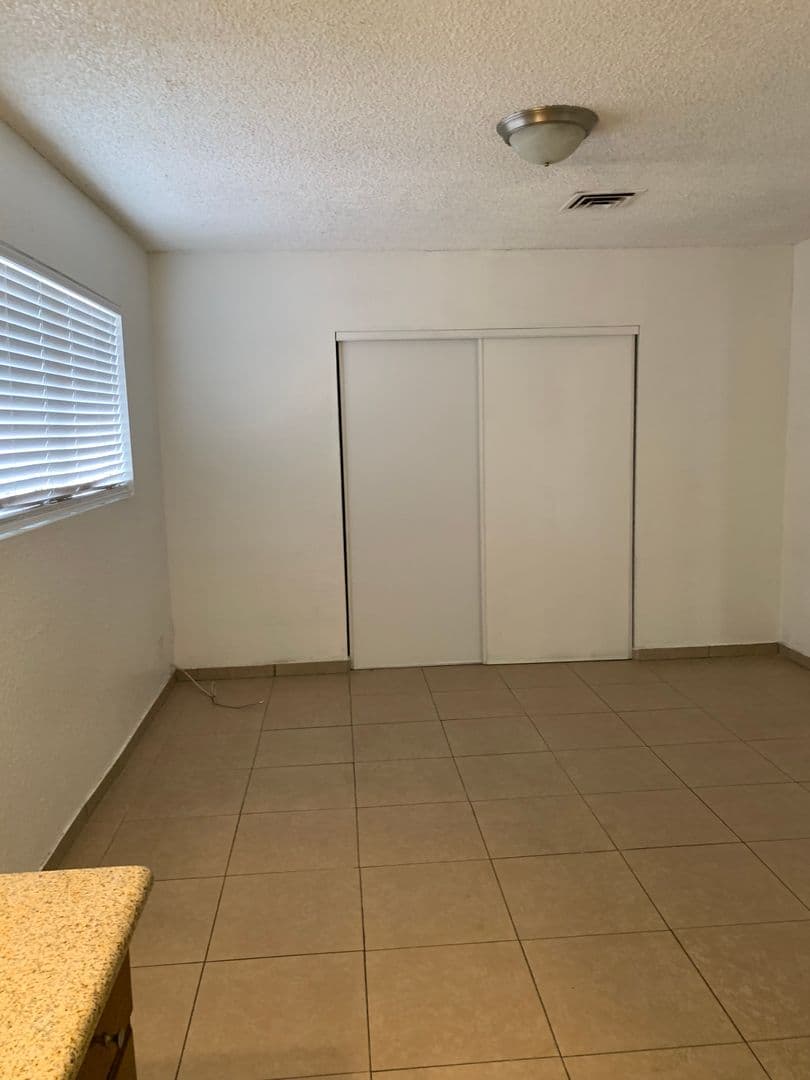 Las Vegas House: 5148 Greene Lane Unit C