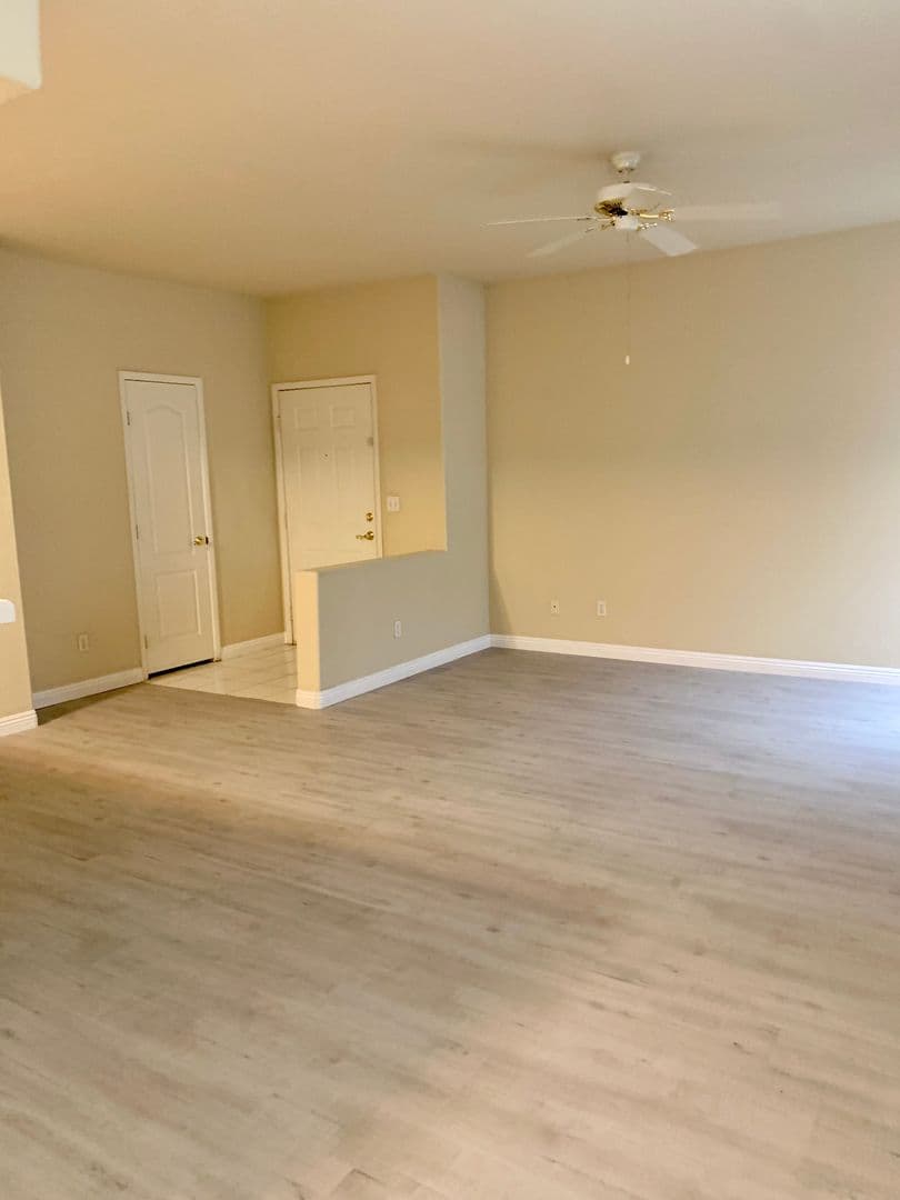 Las Vegas House: 7705 Himalayas #102
