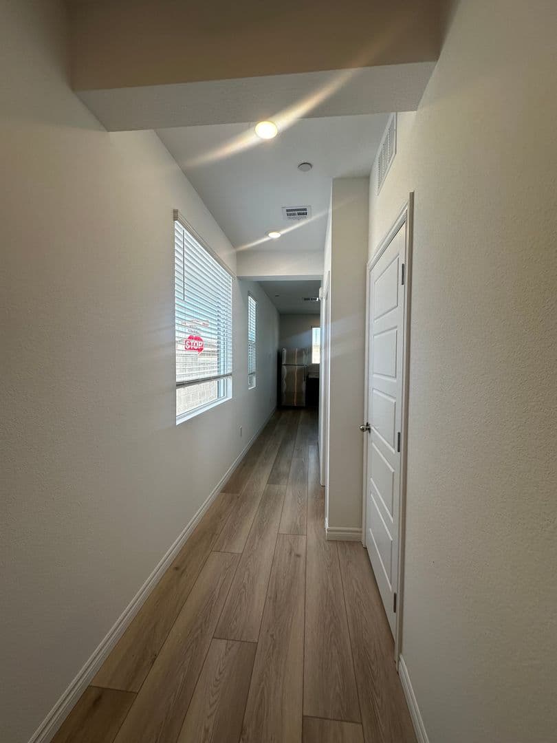 Las Vegas House: 9769 Redwood Cascade