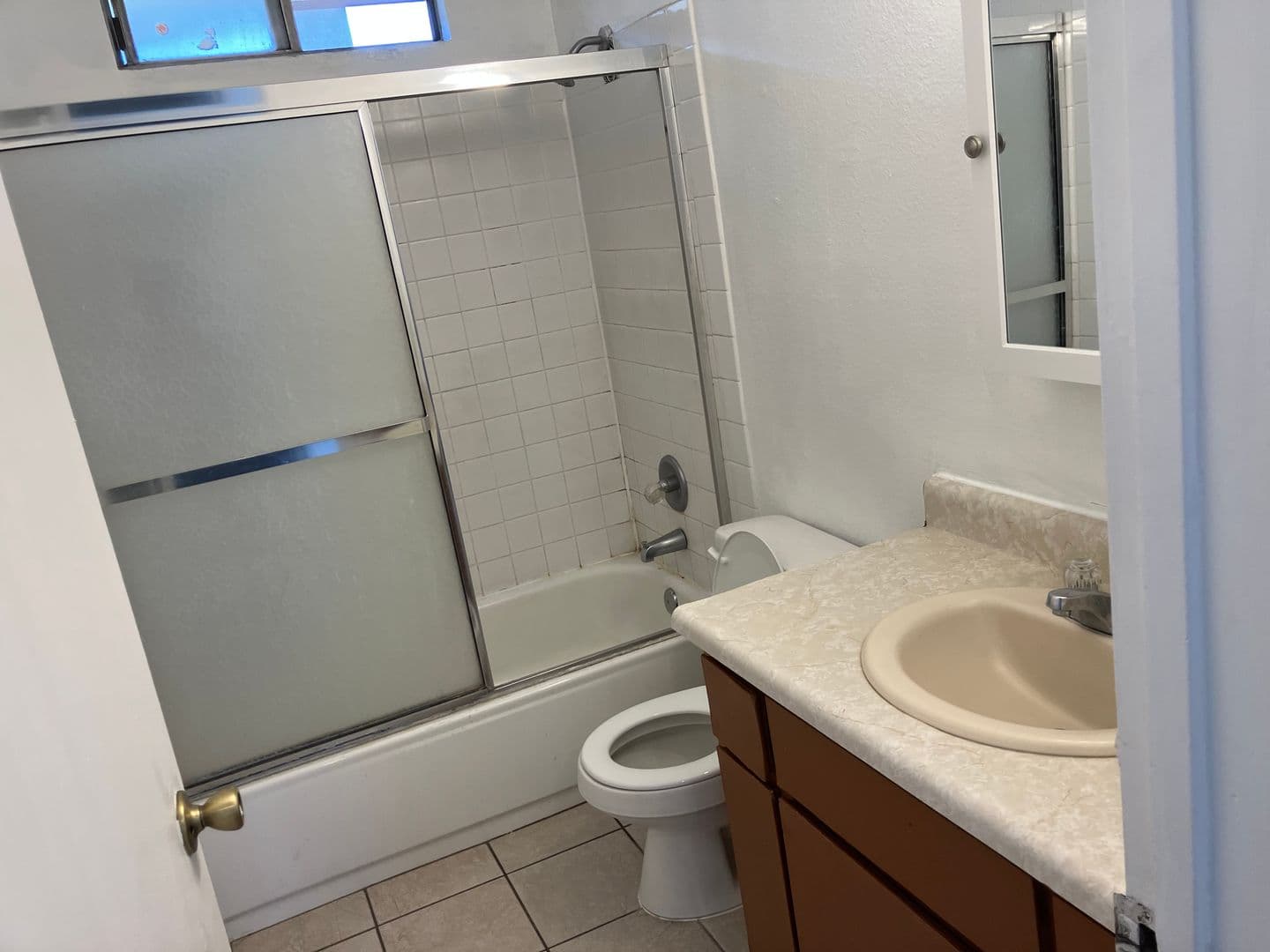 Merced Apartment: 928 W 13th St