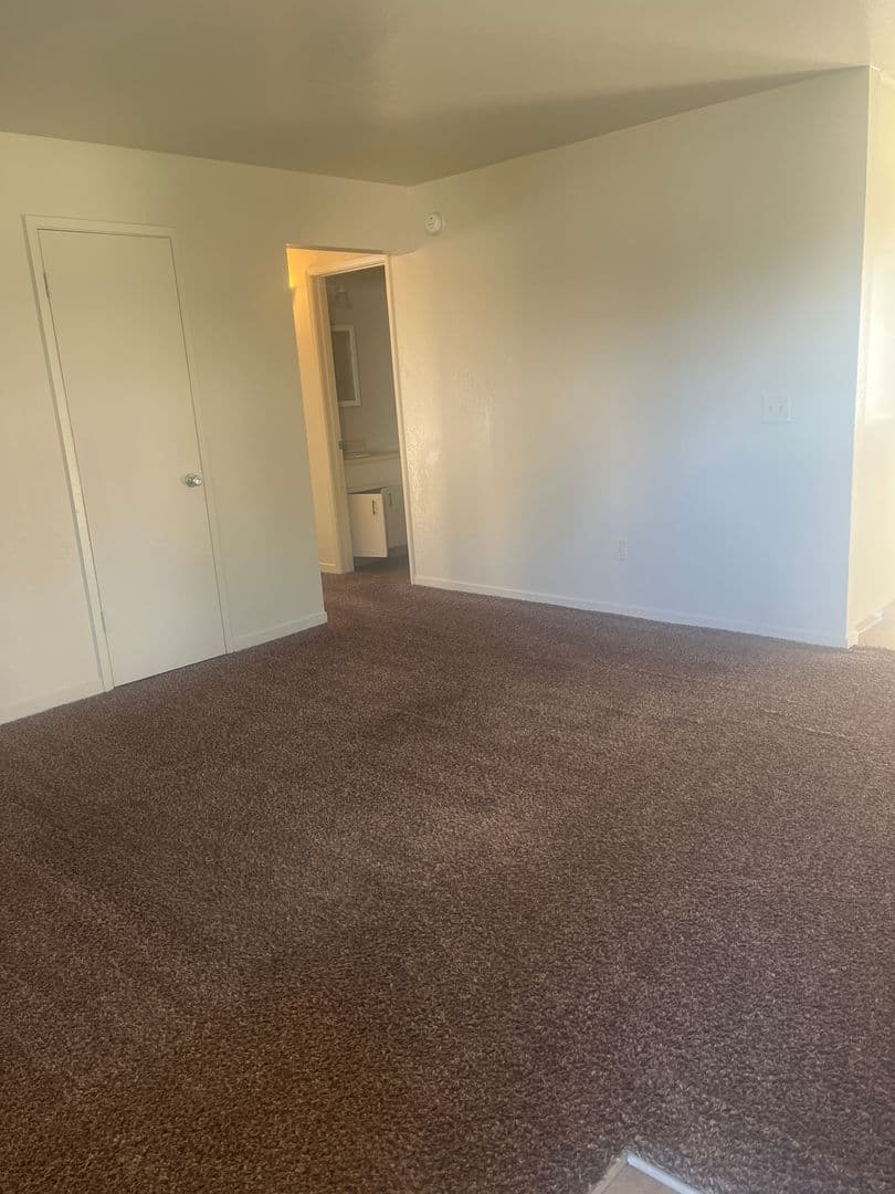 Atwater Apartment: 2501-2695 Winton Way