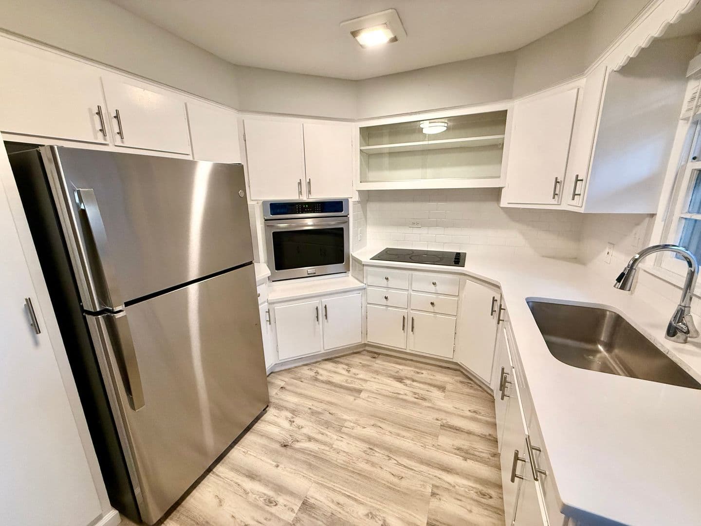 Omaha Apartment: 3701-3705 Jones St
