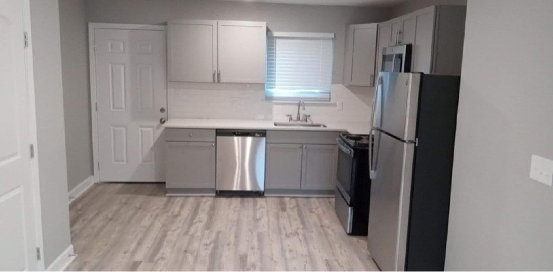 Shawnee Apartment: 6013 King Street