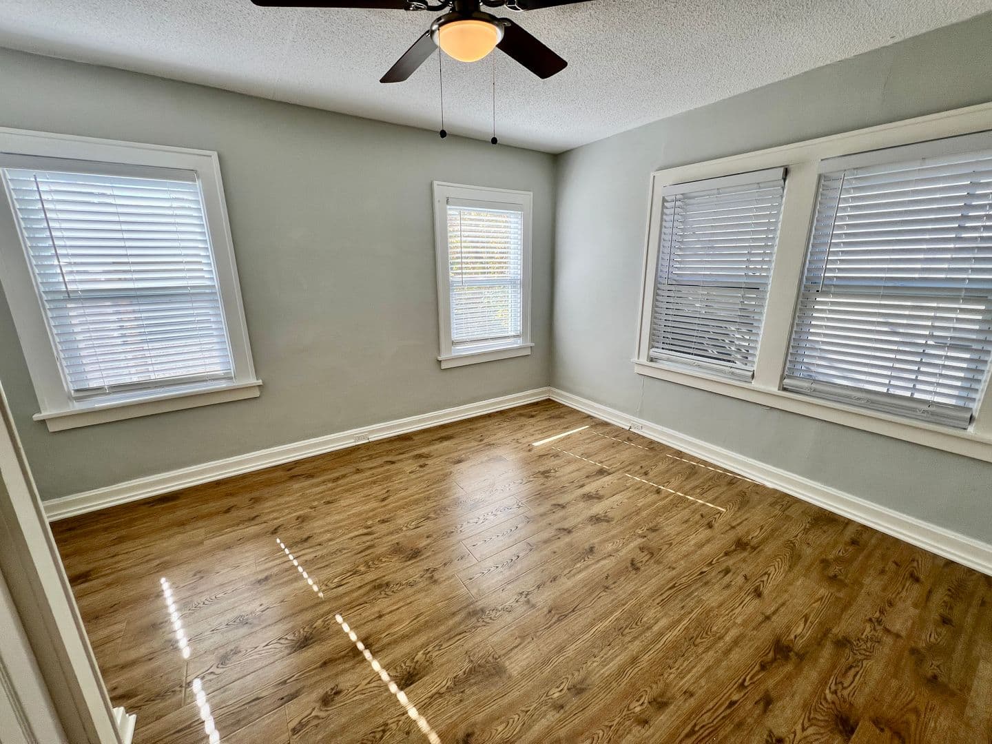 Kansas City Apartment: 127-129 E 46th, 131-133 E 46th , 1019 W 38th Street