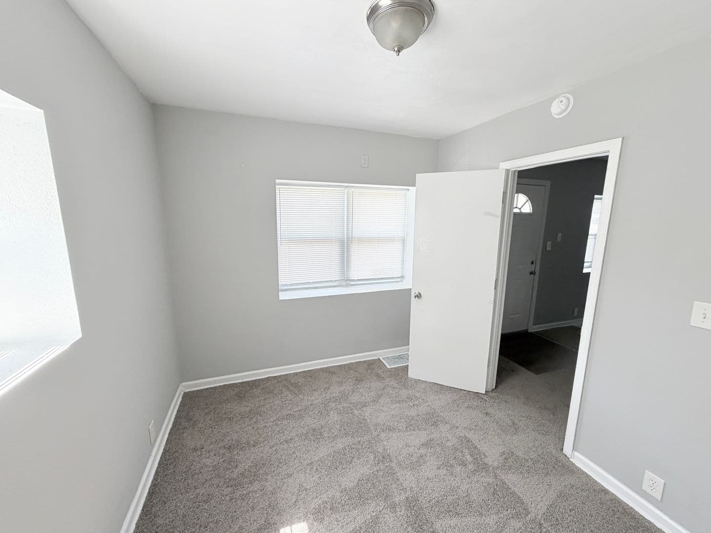 Independence House: 743 N Kiger Road