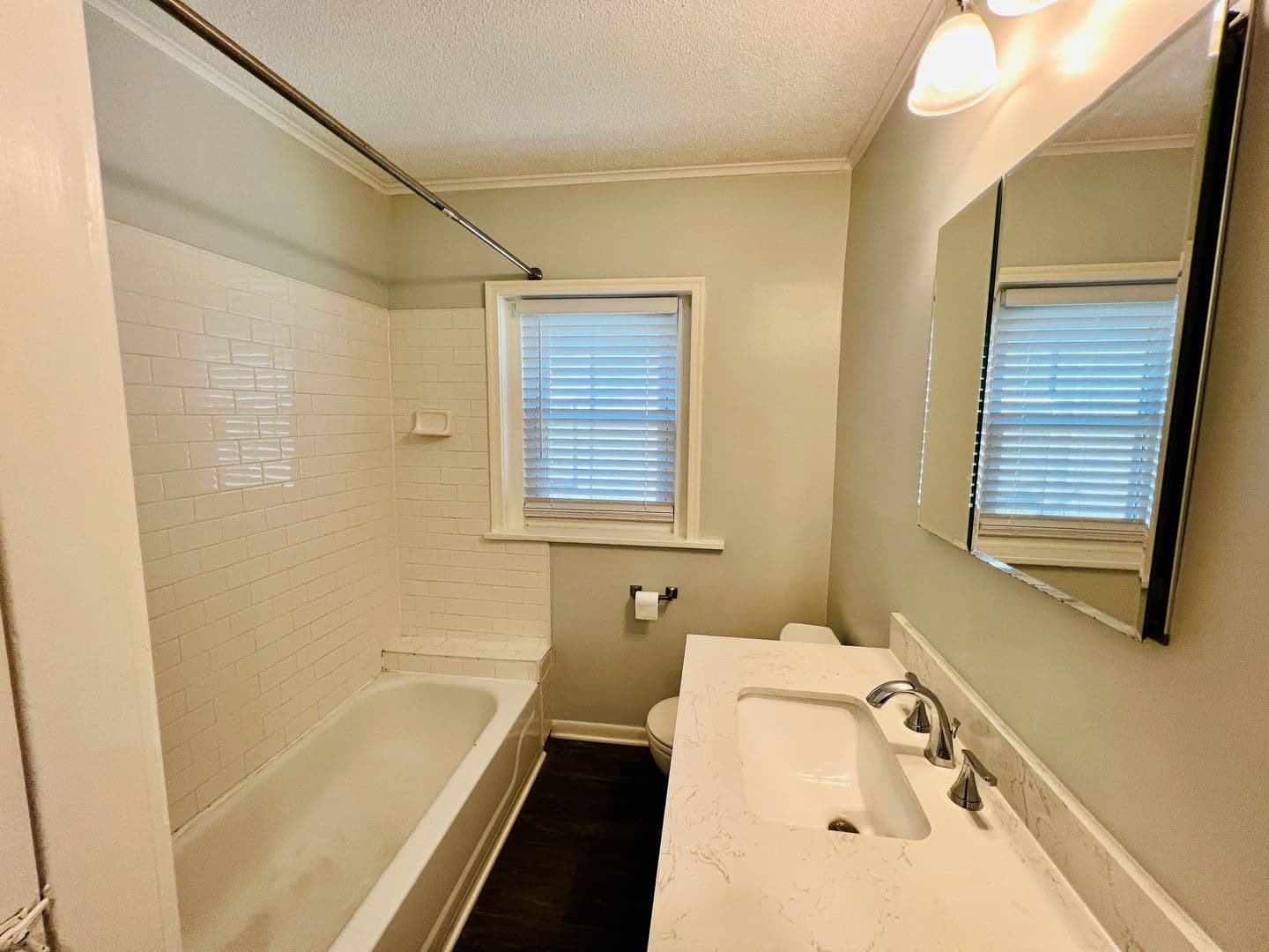 Kansas City Apartment: 127-129 E 46th, 131-133 E 46th , 1019 W 38th Street