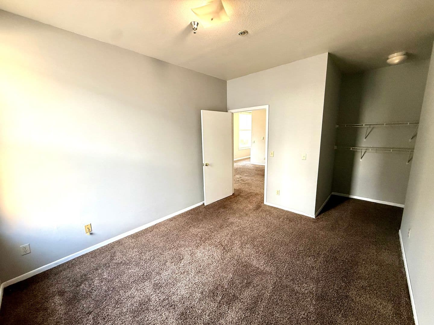 Omaha Apartment: 305 South 16th Street