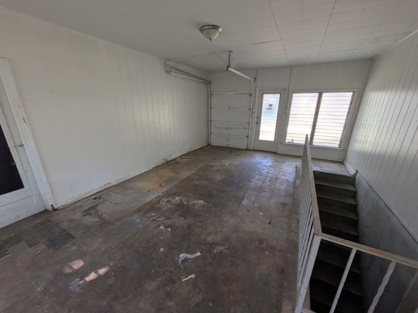 Kansas City House: 10415 Crystal Avenue