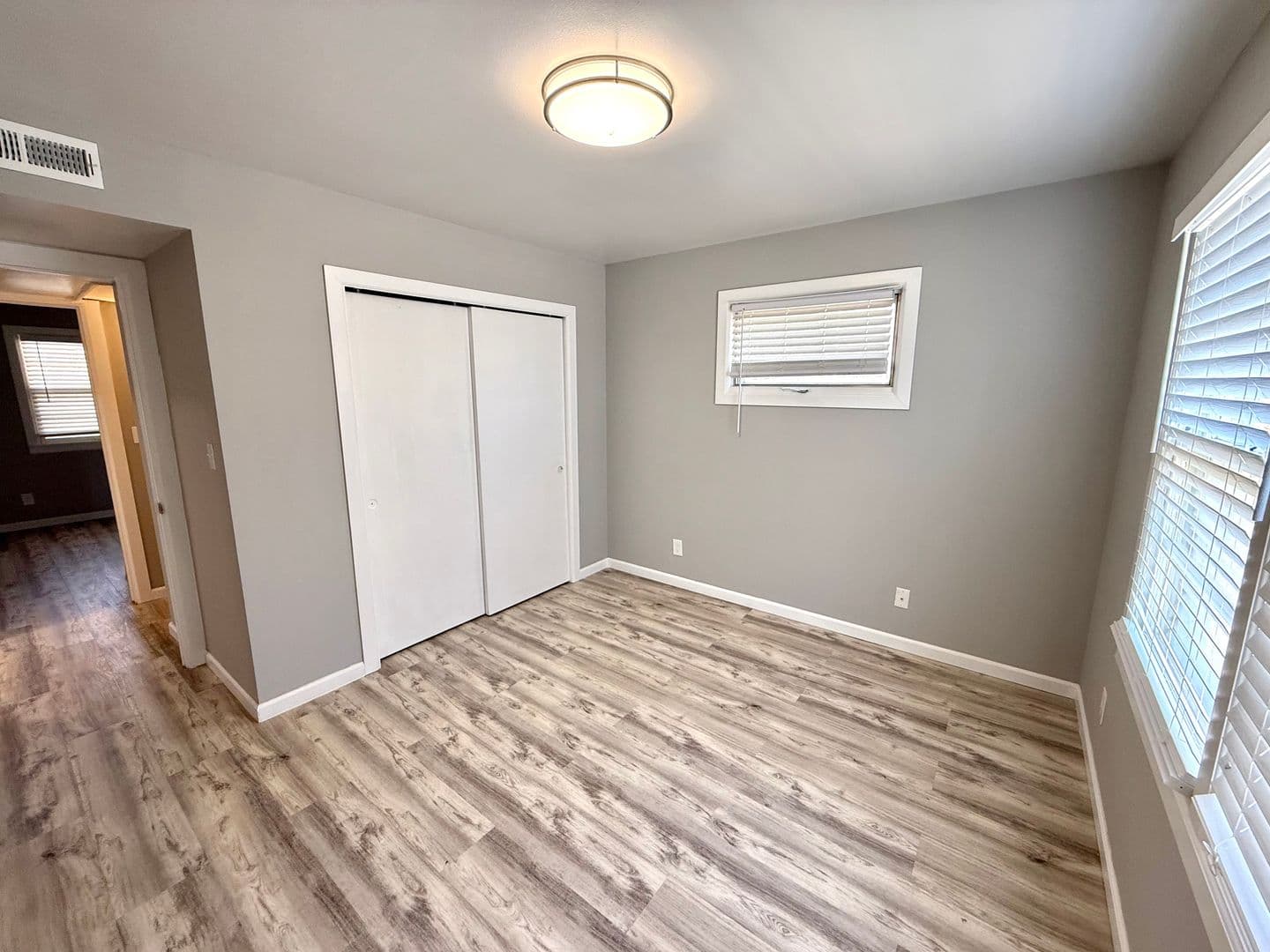 Omaha Apartment: 3701-3705 Jones St