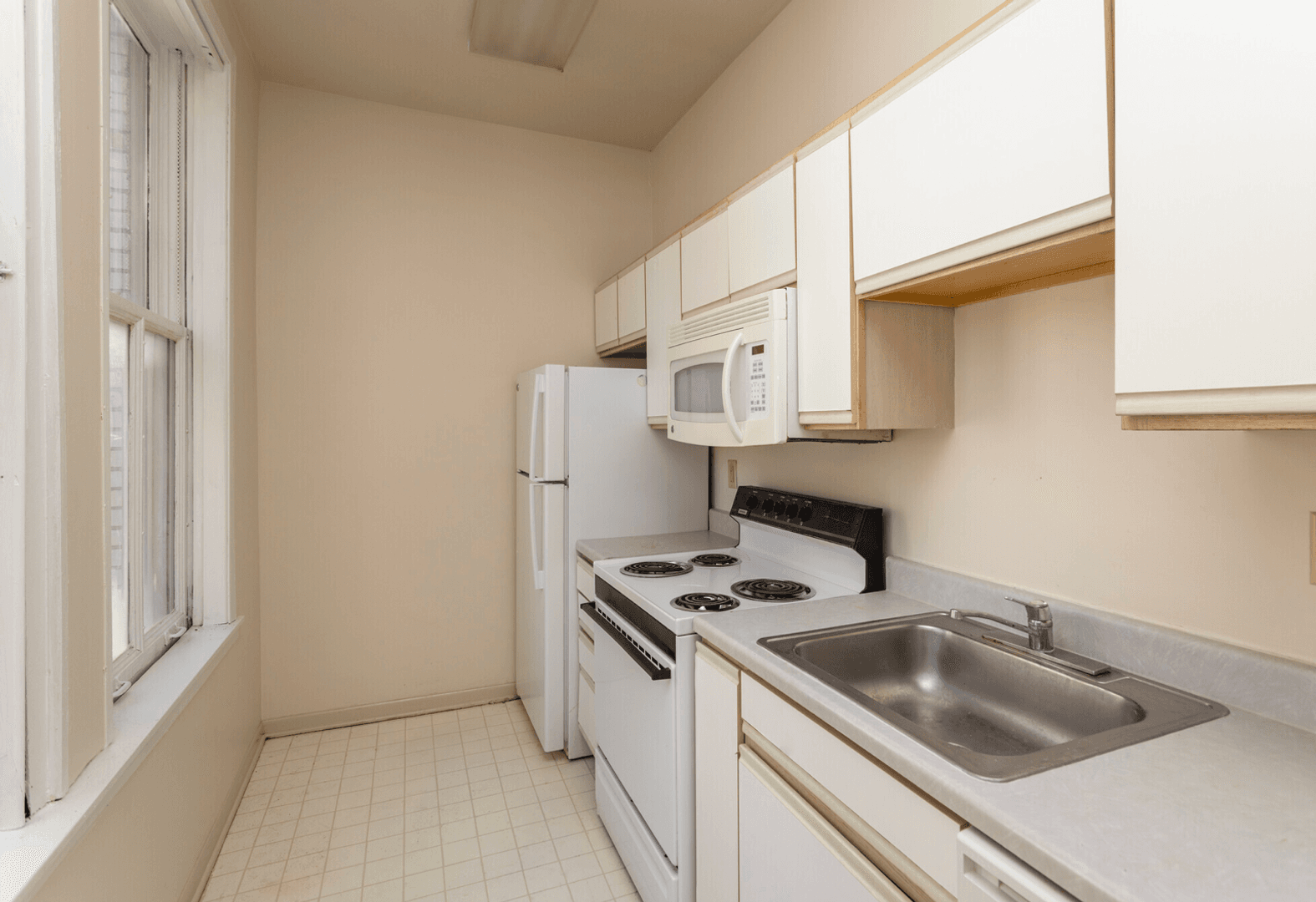 Omaha Apartment: 305 South 16th Street