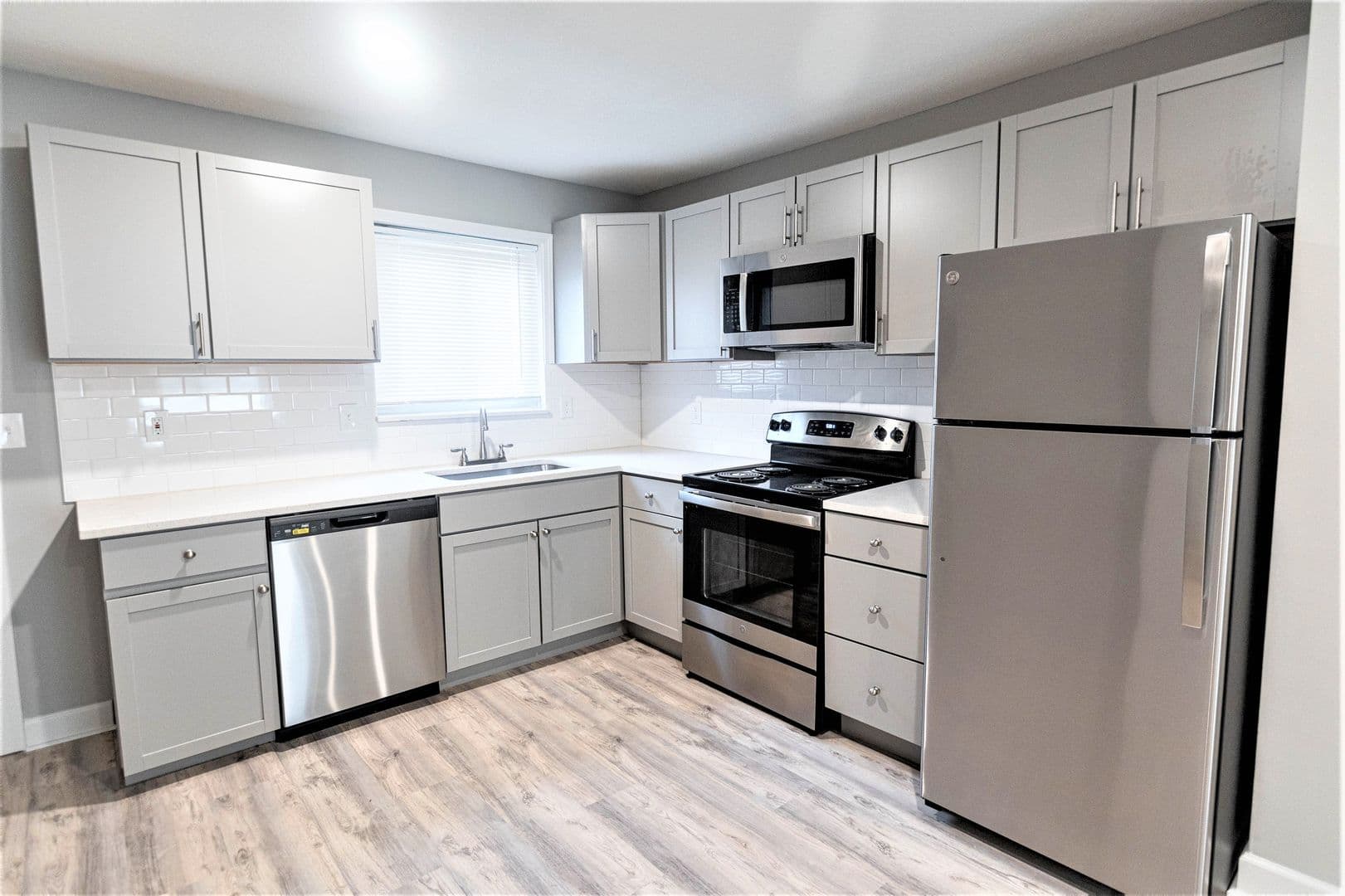 Shawnee Apartment: 6013 King Street