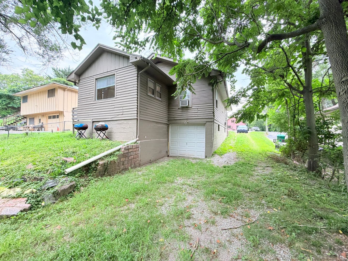 Kansas City House: 2837 N 42nd Street