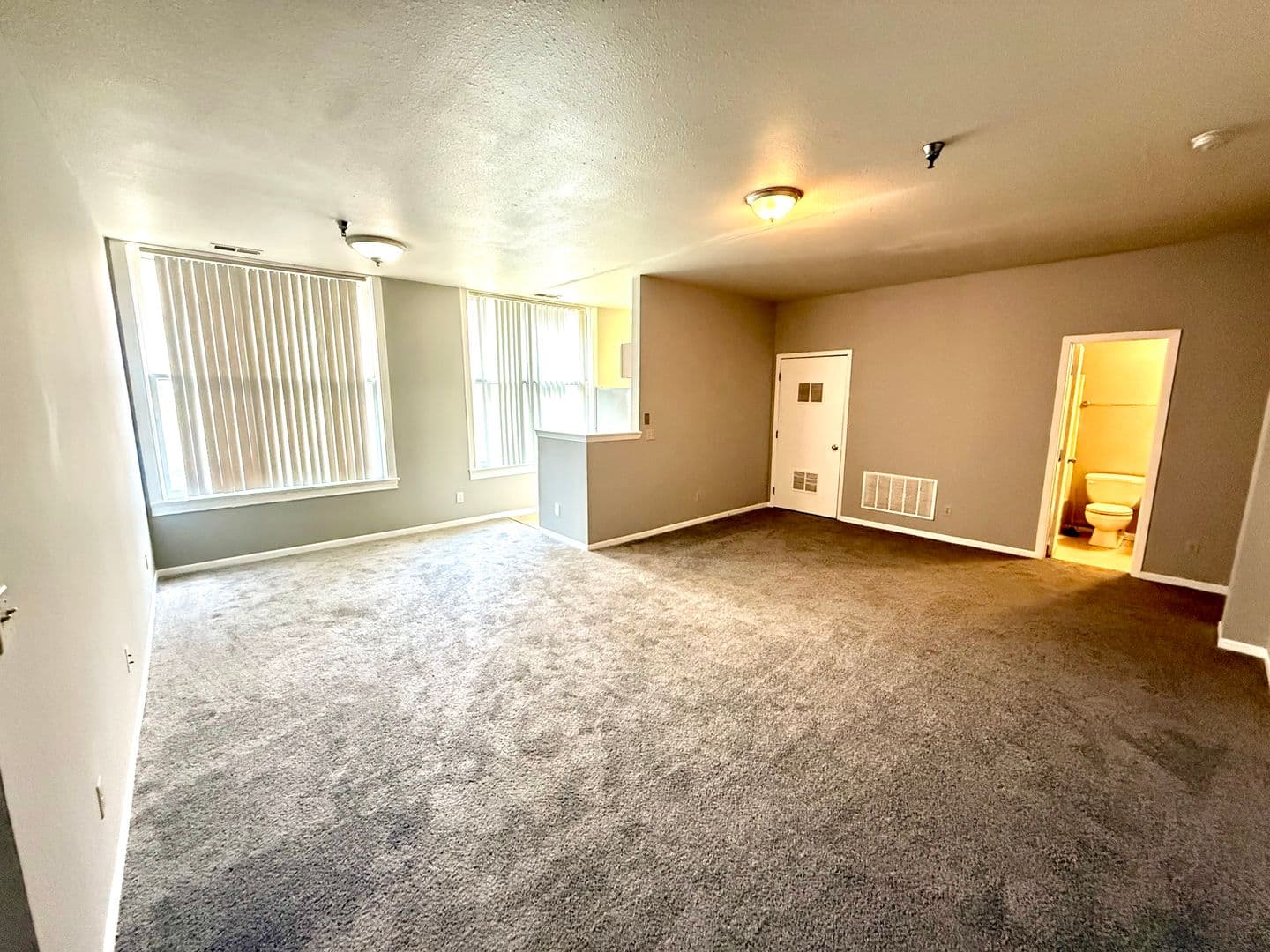 Omaha Apartment: 305 South 16th Street
