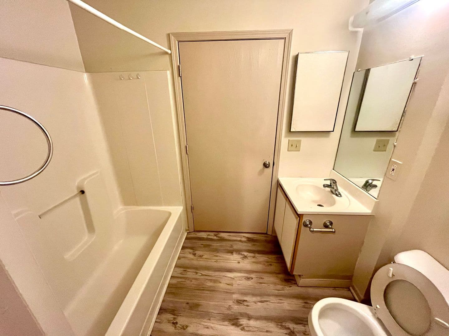 Omaha Apartment: 305 South 16th Street
