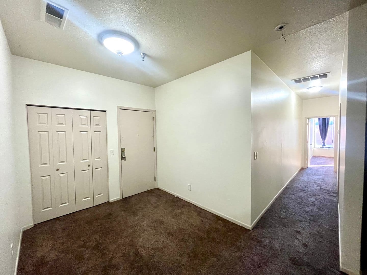 Omaha Apartment: 305 South 16th Street