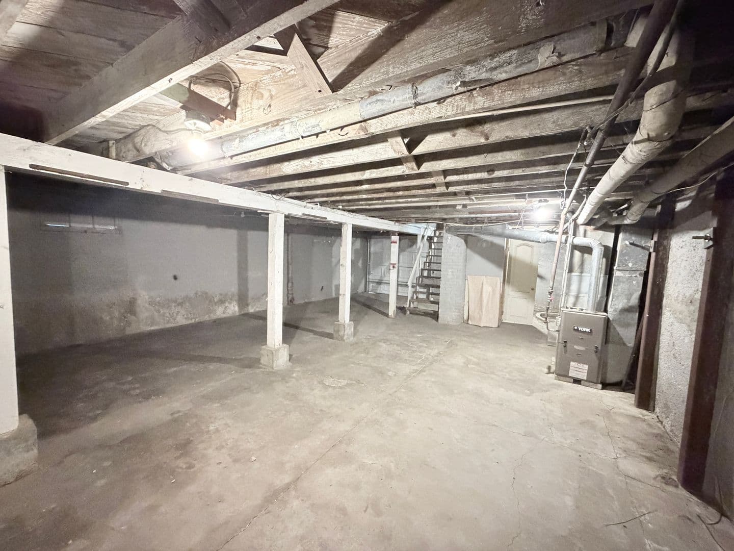 Kansas City House: 2837 N 42nd Street