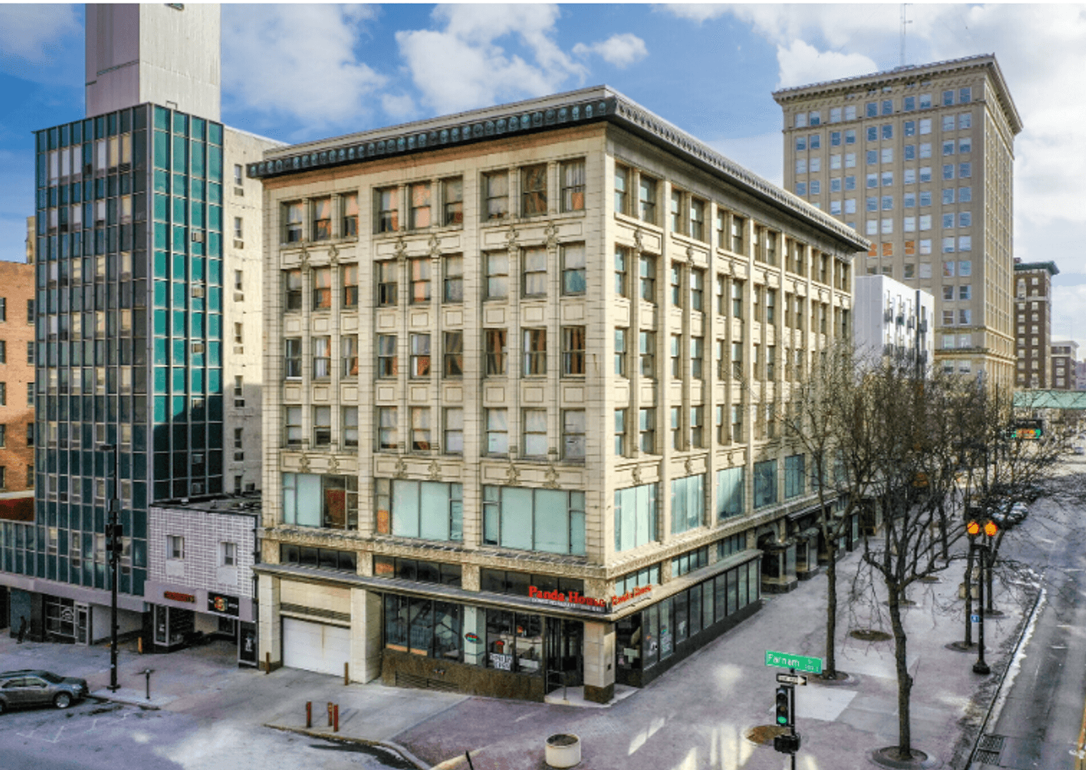 Omaha Apartment: 305 South 16th Street