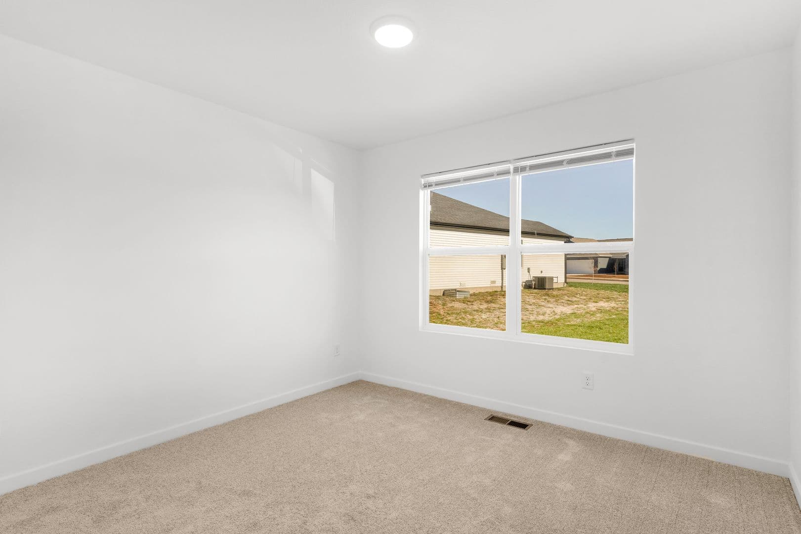 Willard House: 807 Lambert Cir