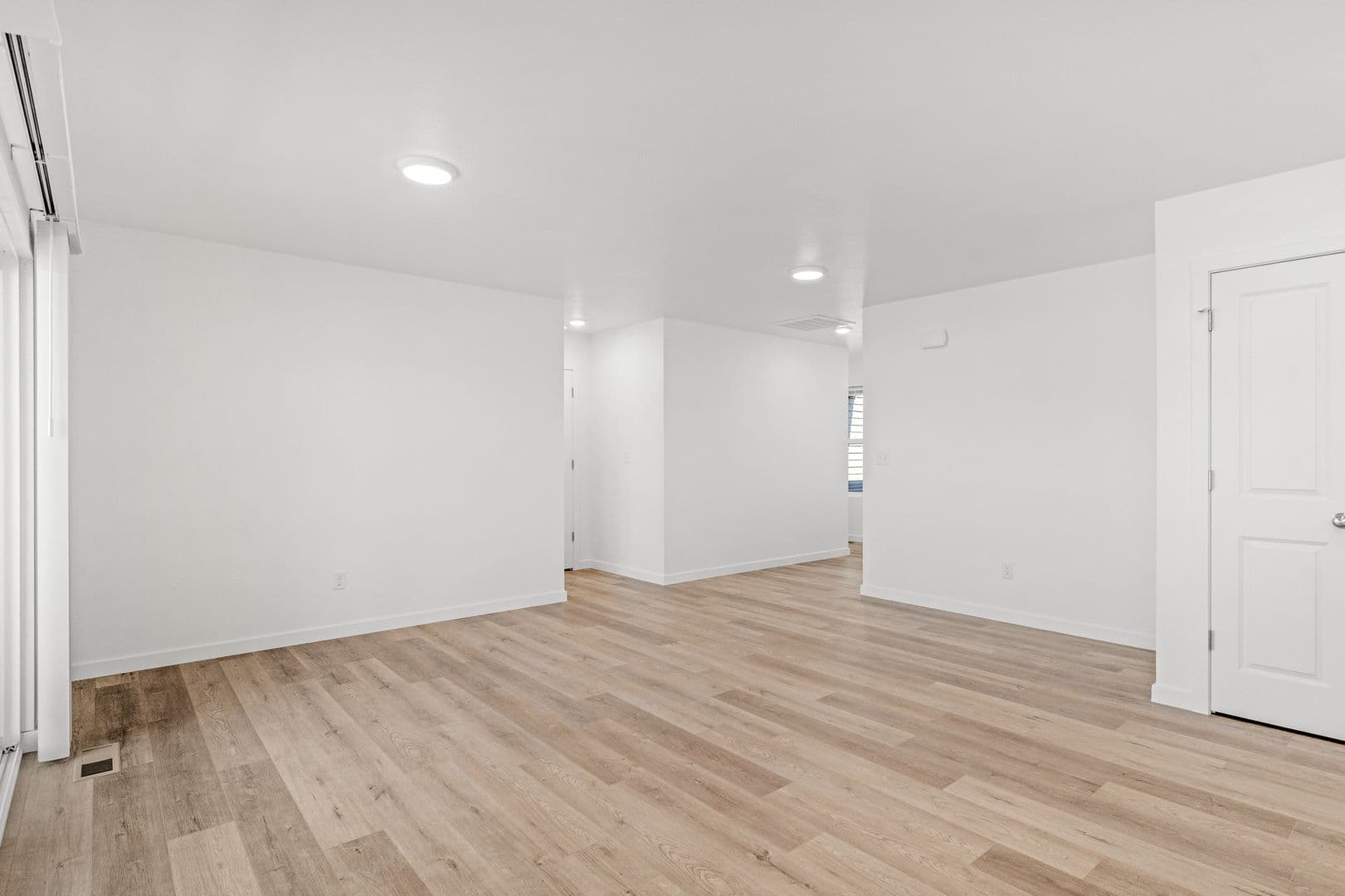Willard House: 807 Lambert Cir