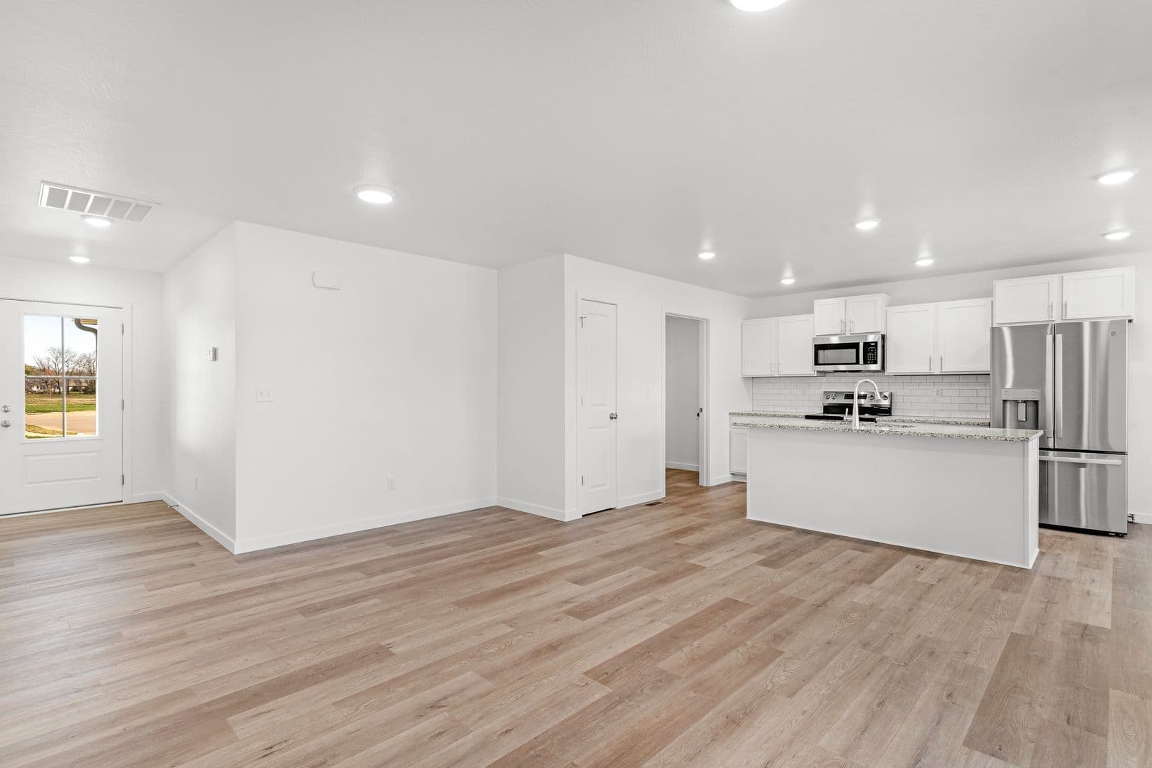 Willard House: 807 Lambert Cir
