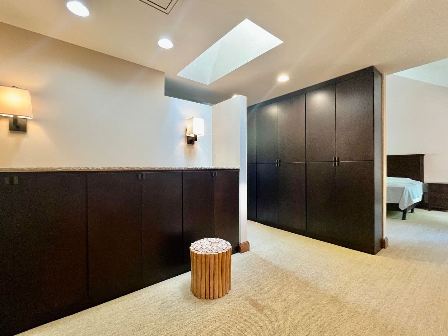 Sammamish House: 1130 Lancaster WAY SE