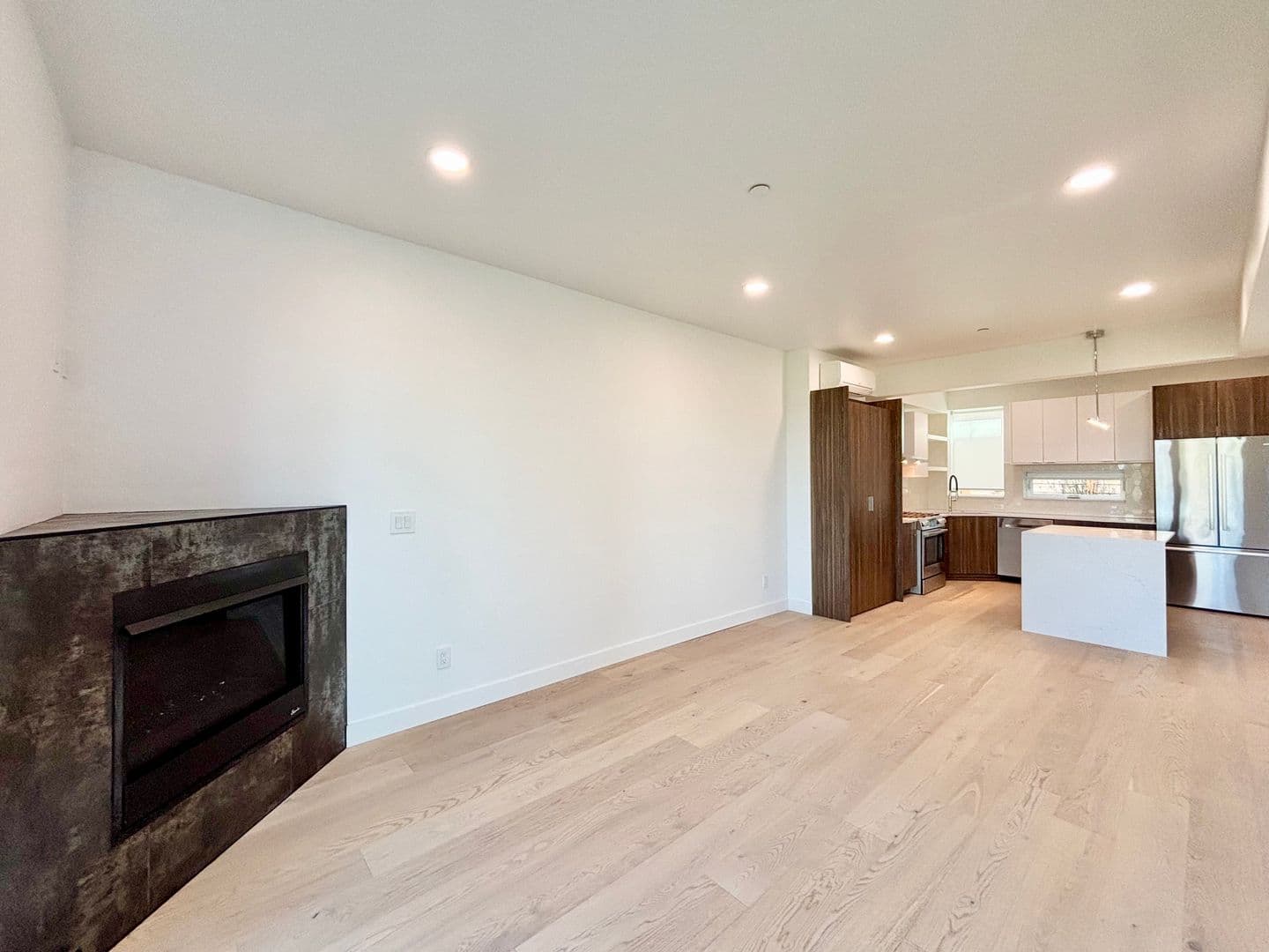 Seattle Townhome: 3816 A 13th Ave W