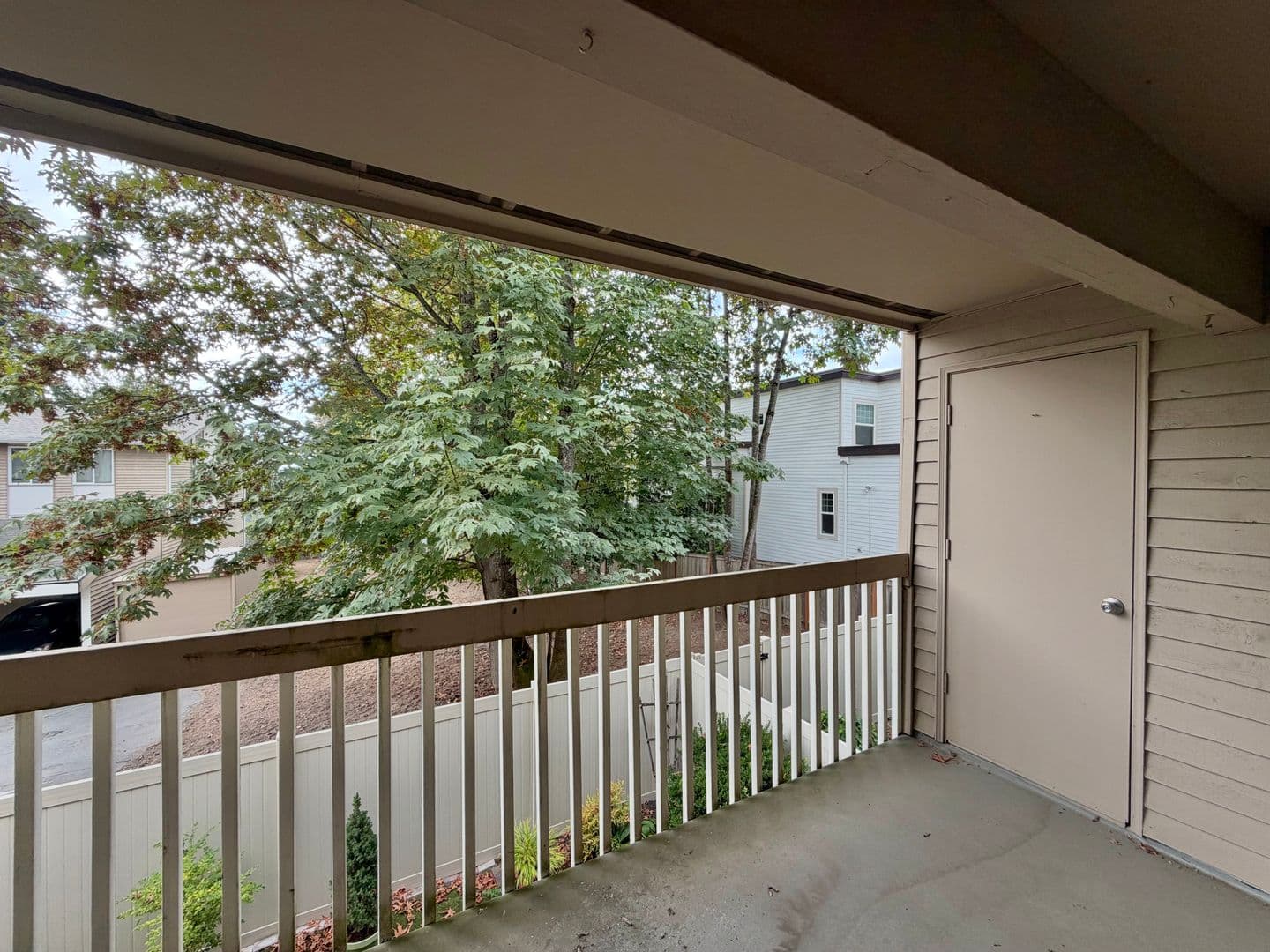 Kirkland Apartment: 725 9th Ave S, Unit 202,