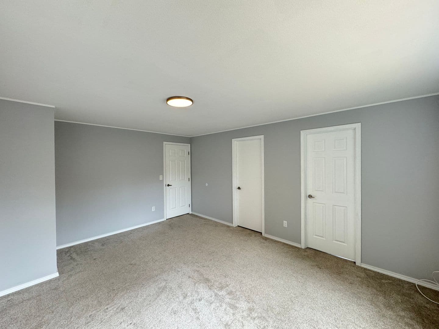 Lynnwood House: 16023 2nd Pl W