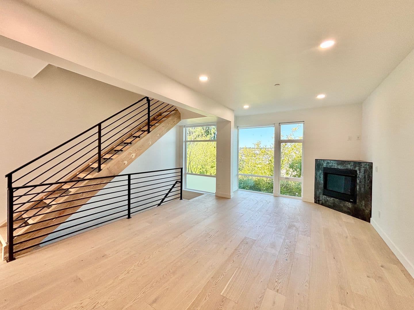 Seattle Townhome: 3816 A 13th Ave W