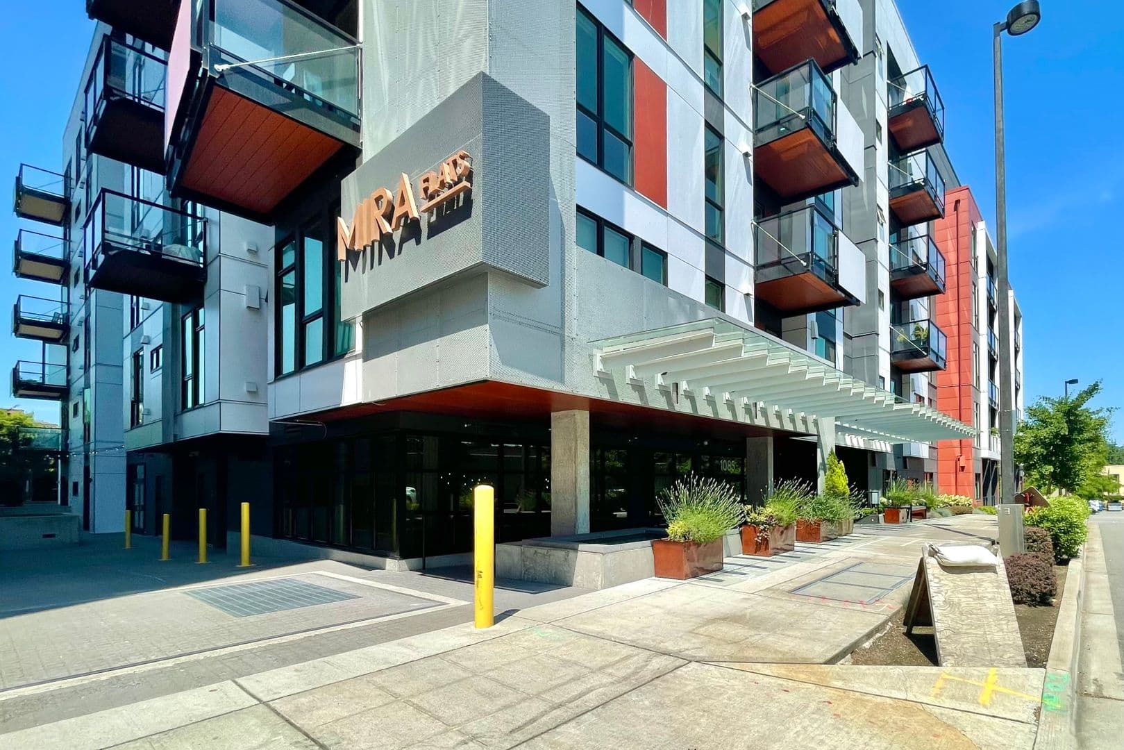 Bellevue Condo: 1085 103rd Ave NE Unit 408