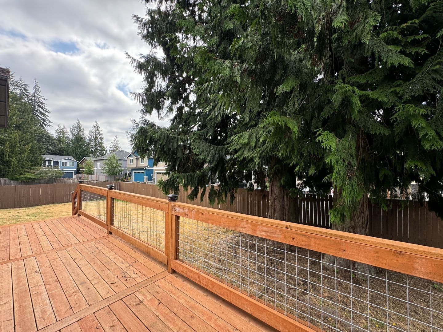 Lynnwood House: 16023 2nd Pl W