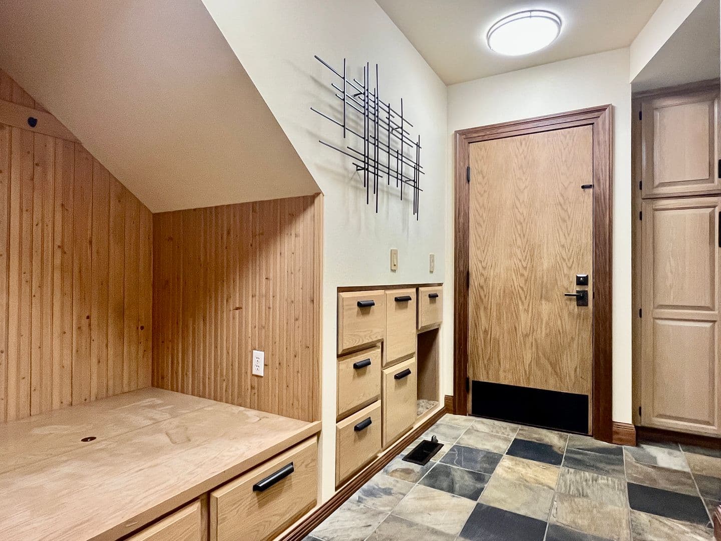 Sammamish House: 1130 Lancaster WAY SE