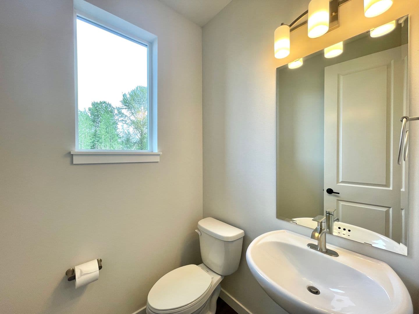 Bothell Townhome: 23803 7th Ave SE #D